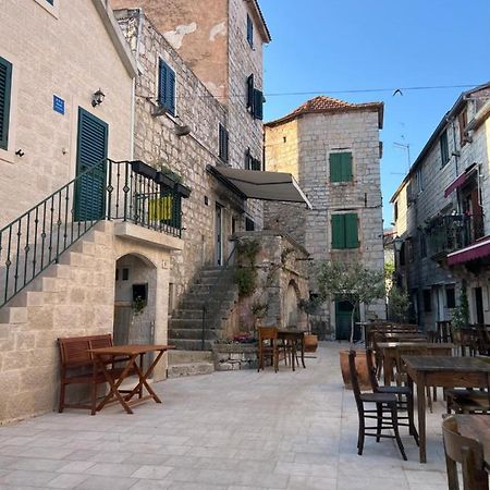 Residence Bella Stari Grad  Buitenkant foto