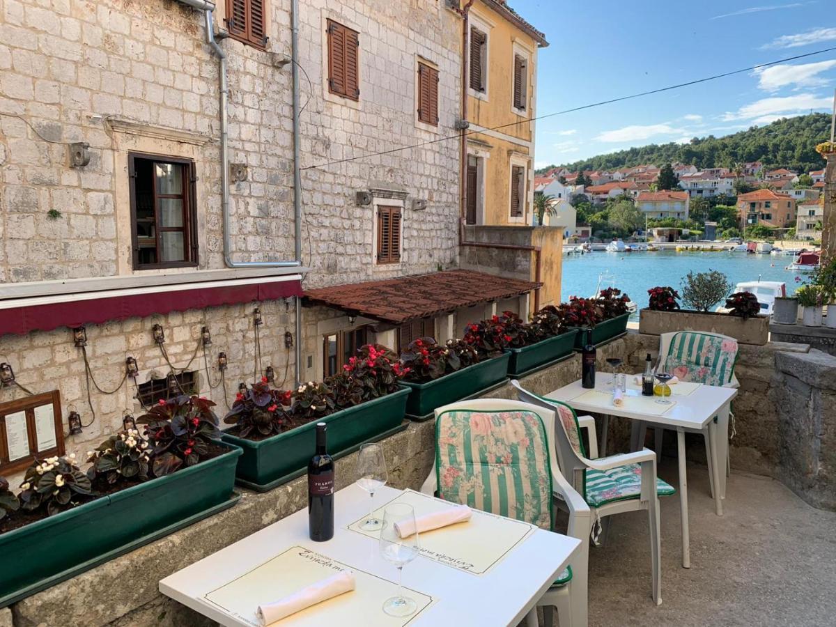 Residence Bella Stari Grad  Buitenkant foto